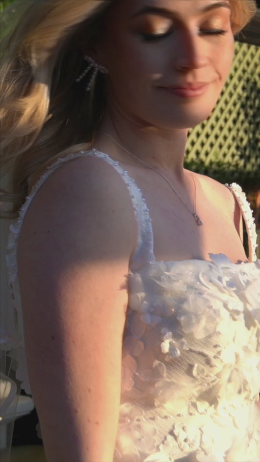 Charlotte - 3D Floral Lace Bridal Mini (Pre-order)